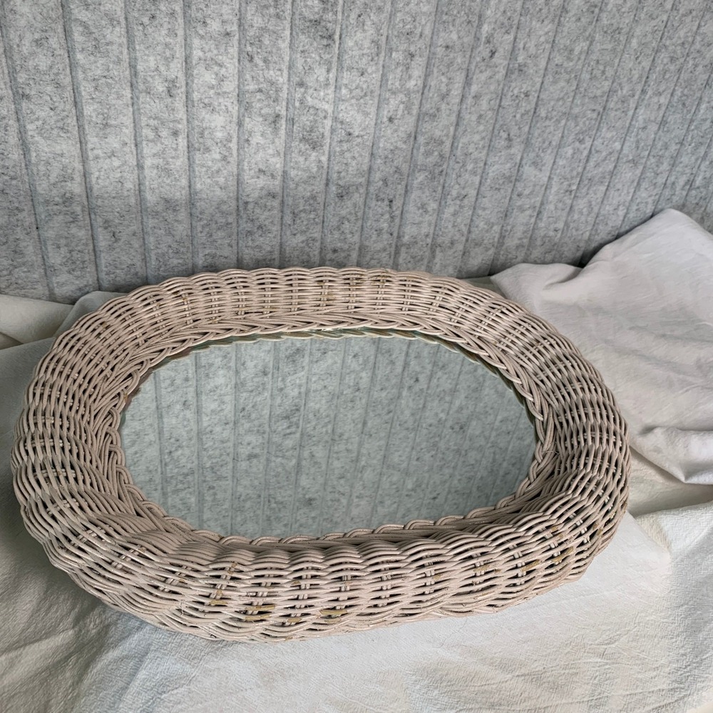 Vintage Oval Wicker Wall Mirror Pale Pink Woven Rattan Cottagecore Boho 16x12 - Picture 7 of 13